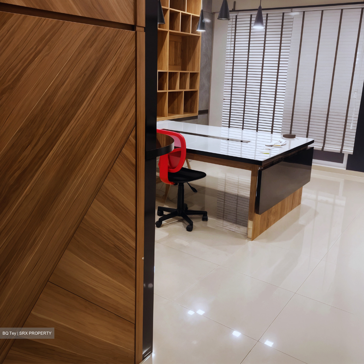 Soho Life (D15), Office #596384831